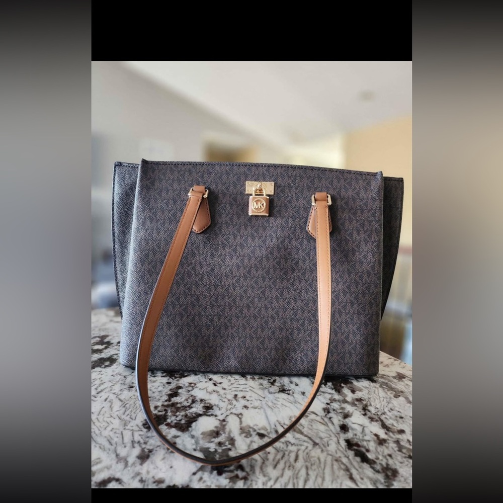Michael Kors Ruby Logo Large Tote Bag Brand New